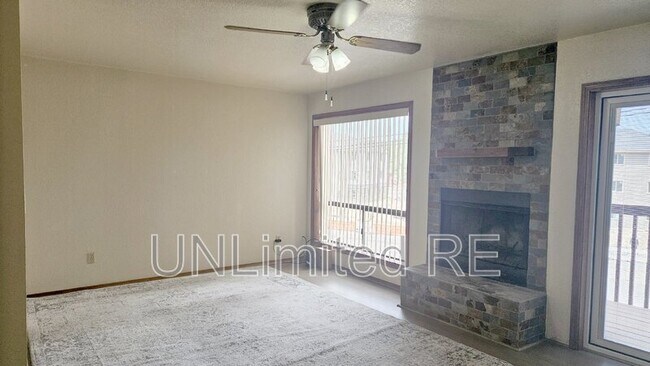 Foto del edificio - 4005 Lake Mary Rd