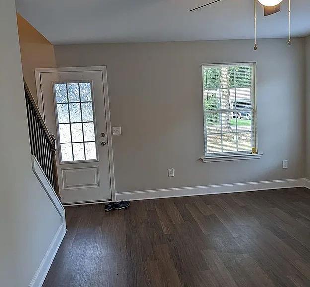 Building Photo - 1660 Meadowlark Ln