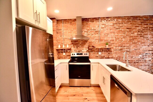 Building Photo - 54 South 5th Street, Unit 4
