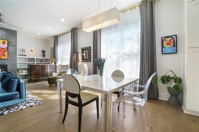 Foto del edificio - 1557 Foote St NE