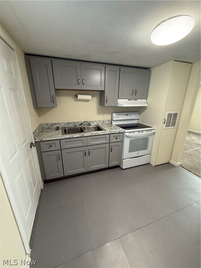 Foto del edificio - 368 Stewart St
