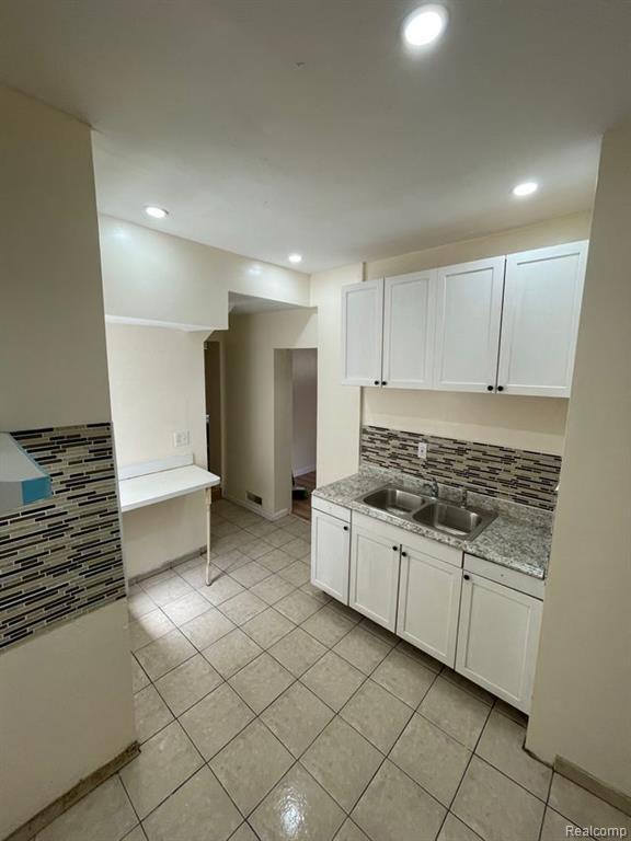 Foto del edificio - 3305 Montgomery Ave