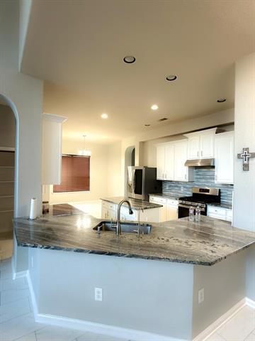 Foto del edificio - 9309 Stonewood Dr