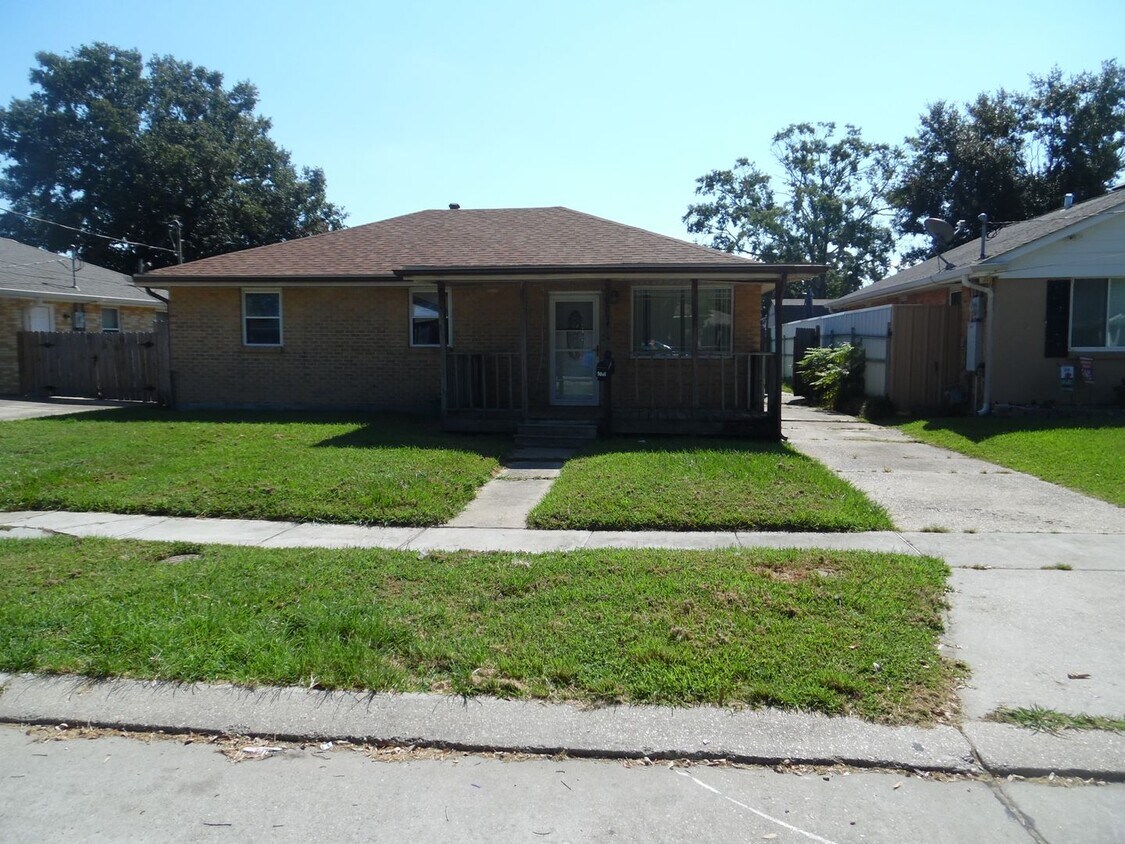 Primary Photo - 3 Bedroom, 1 bath home in Metairie