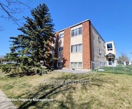 Building Photo - 15940-15109 109 Ave