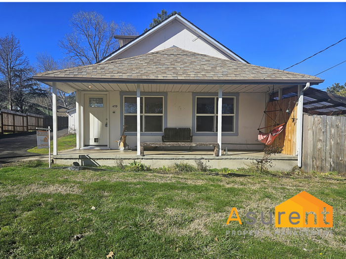 Primary Photo - Charming 2-bedroom 1-bathroom home with a ...