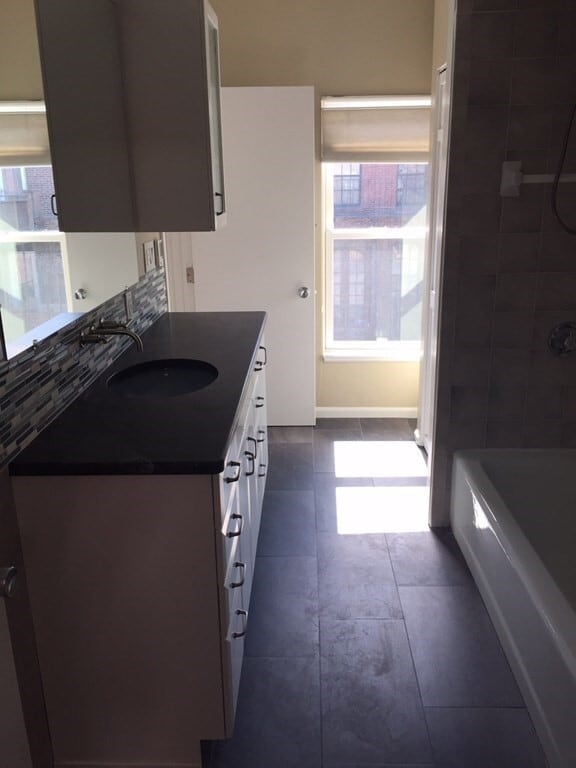 Primary Photo - 192 W Brookline St