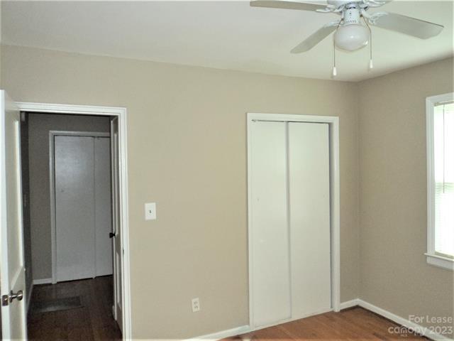 Foto del edificio - 515 Wakefield Dr