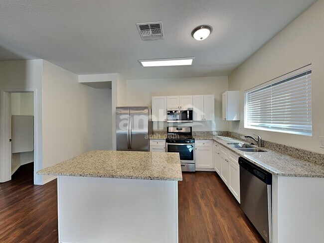 Foto del edificio - 388 E Atlas Cedar Pl