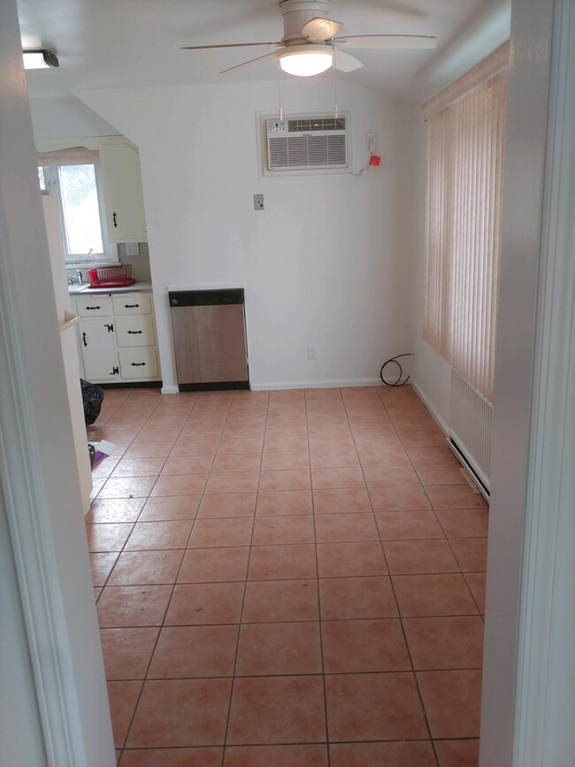 EIK - 652 Clove Rd