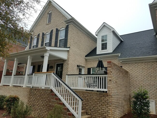 patio - 10220 vanguard pkwy