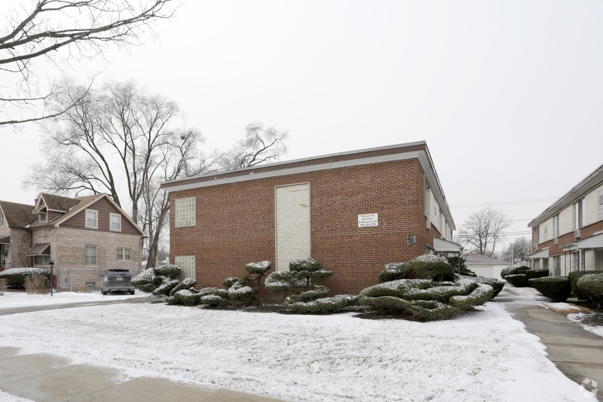 Building Photo - 1920 S 13th Ave