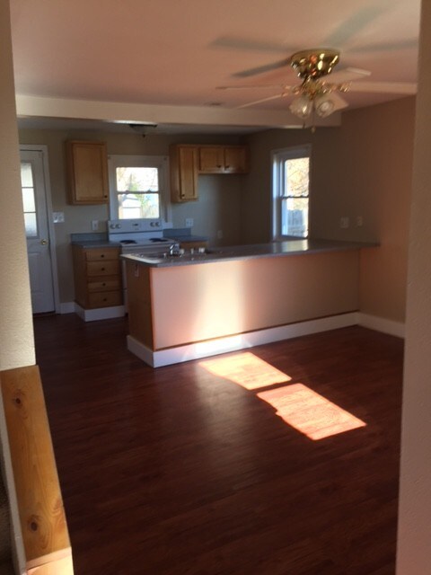 Foto del edificio - 126 E Vine St