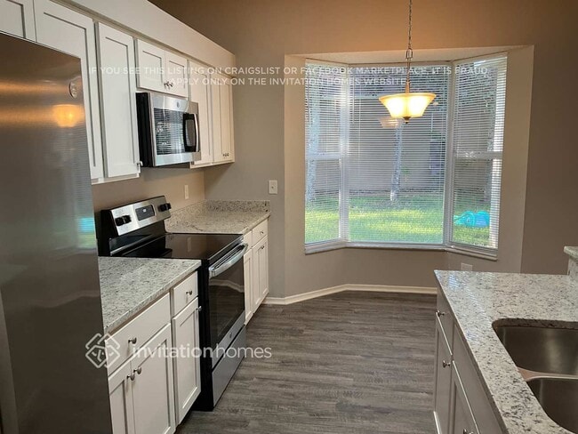 Building Photo - 22521 Laureldale Dr