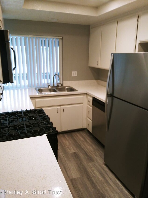 Primary Photo - 2 br, 1 bath Apartment - 1335 N. Barranca ...