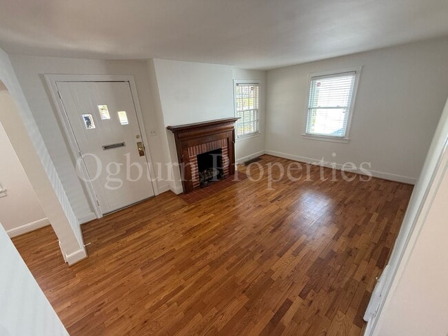 Building Photo - 2388 Jefferson Ave