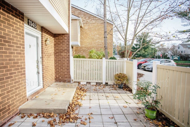 Photo - 1145 Golden Pond Ct Townhome