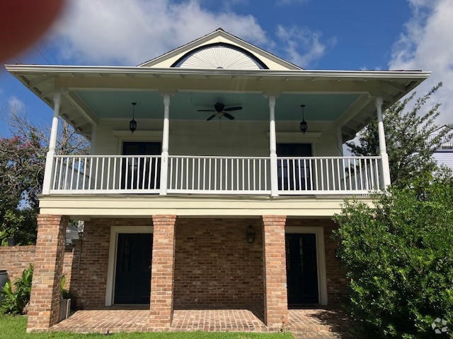 Building Photo - 1302 Soniat St