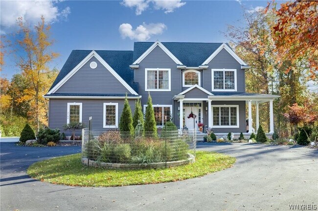 Foto del edificio - 2780 Love Rd