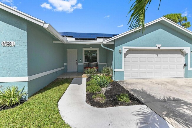 Foto del edificio - 3581 Kitely Ave