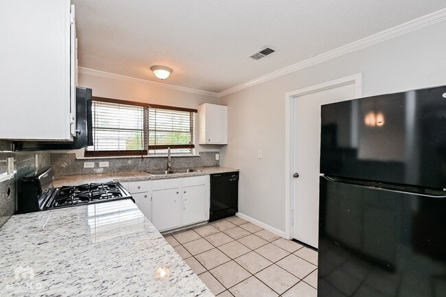 Foto del edificio - 4418 Tareyton Ln