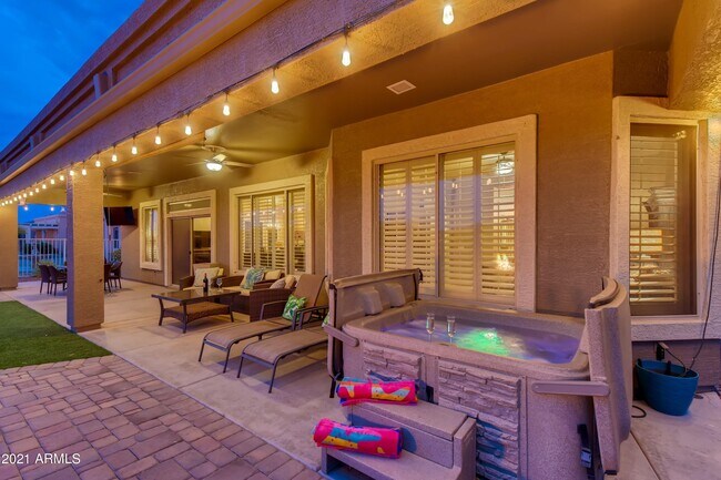 Foto del edificio - 4474 E Apricot Ln