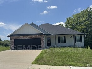 Building Photo - 4321 Stone Crst