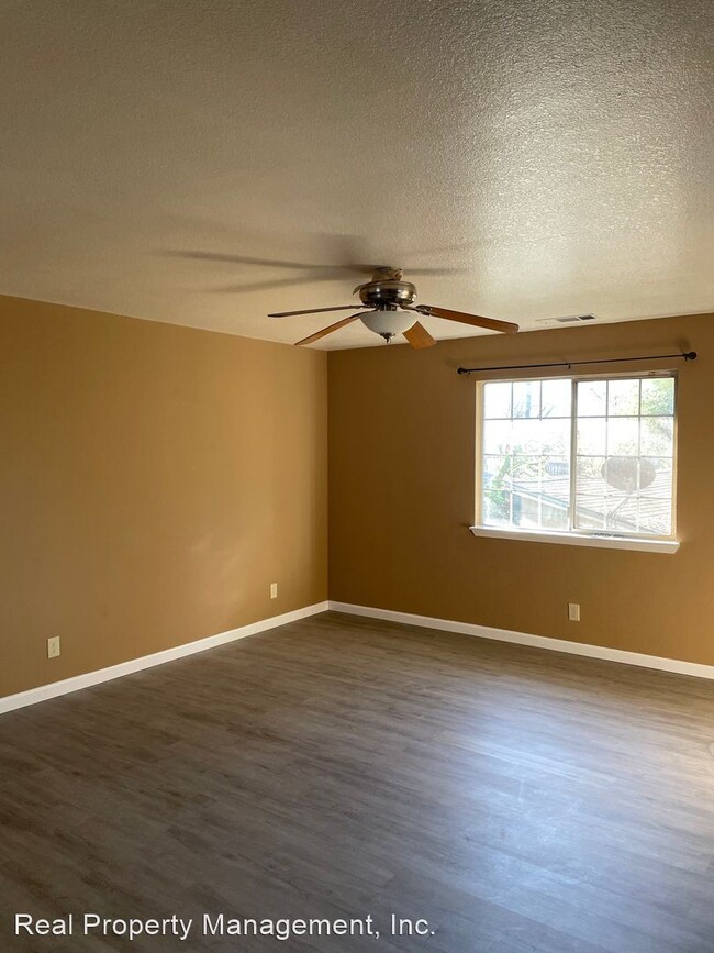 Building Photo - 3 br, 2 bath House - 1149 North Blvd.