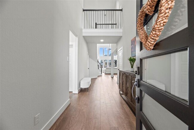 Building Photo - 30155 Gold Finch Pl