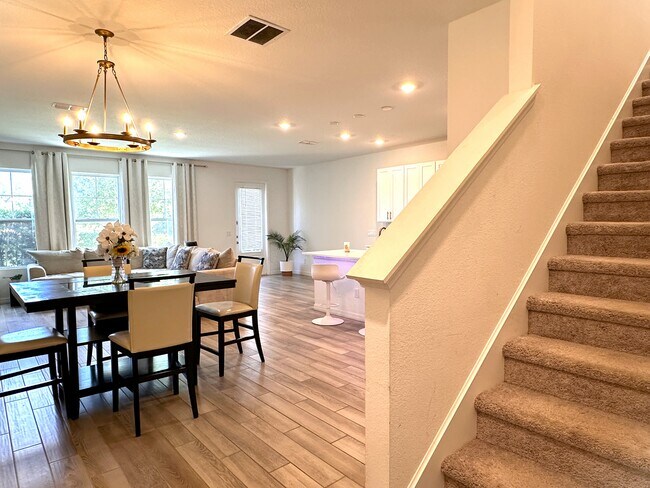 Foto del edificio - 821 Benoi Dr