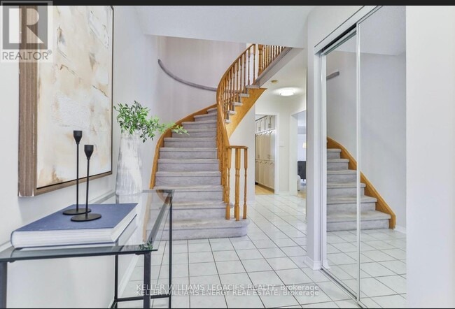 Building Photo - 38 Toba Crescent
