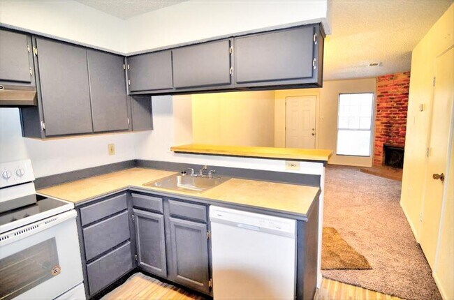 Building Photo - 9515 Olde Towne Row