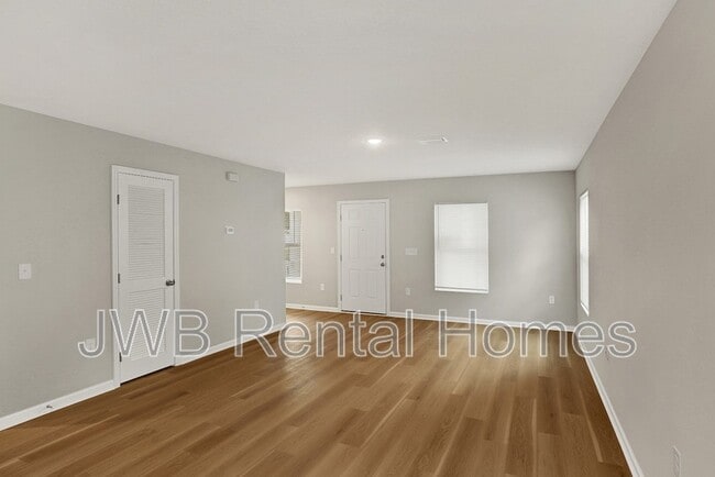 Building Photo - 1655 Windle St