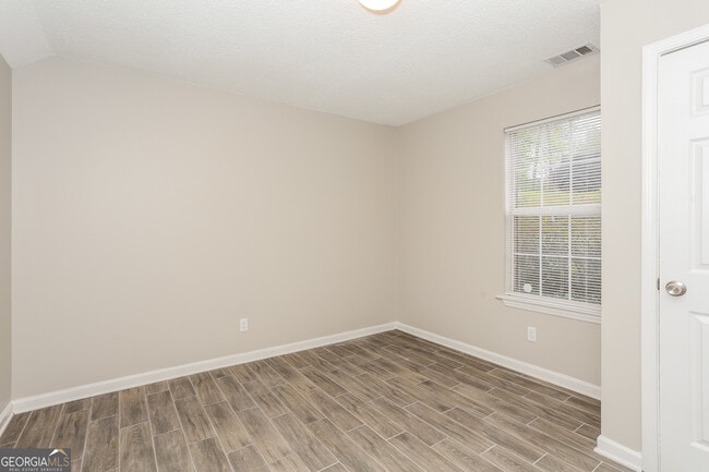 Building Photo - 458 Chase Marion Way