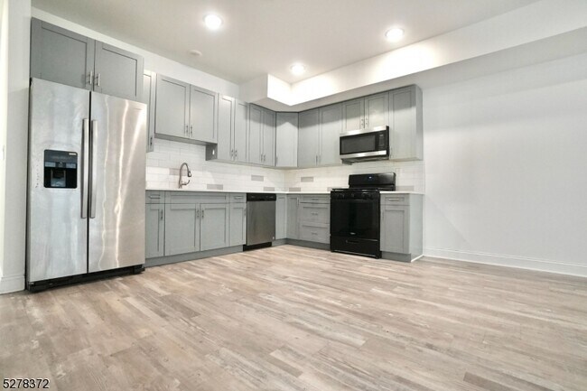 Foto del edificio - 85 4Th St