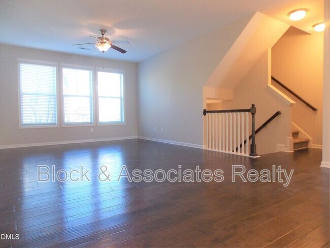 Building Photo - 509 N Tunstall Ave