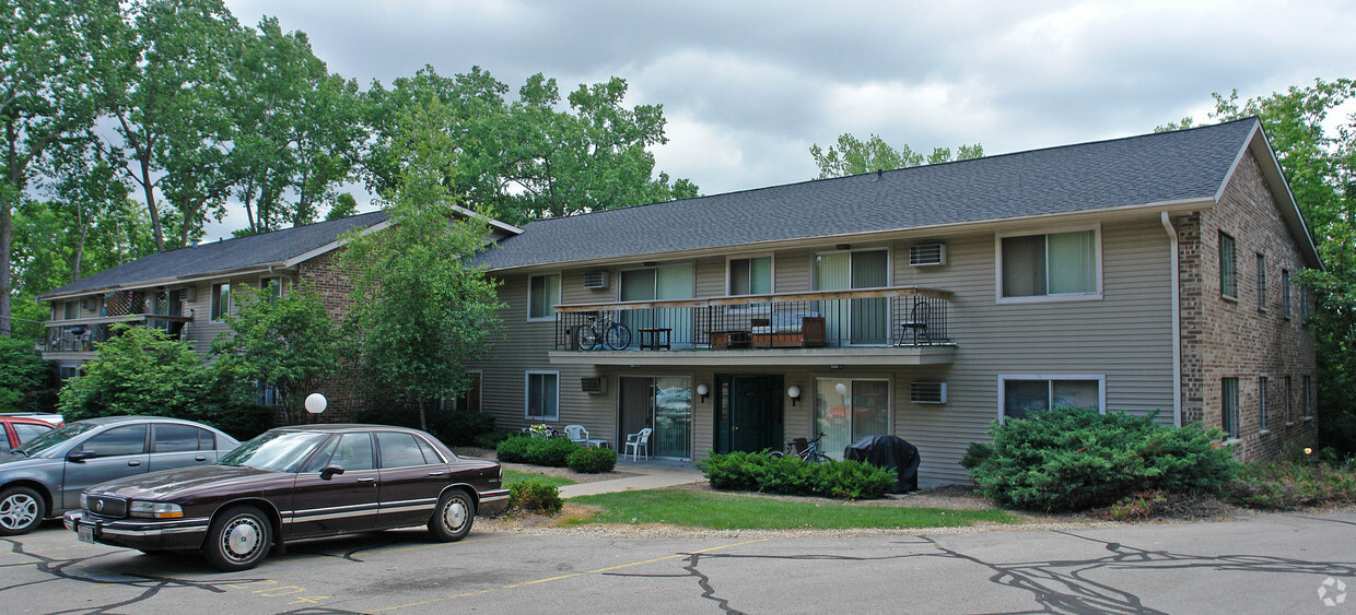 Foto del edificio - West Bend Terrace