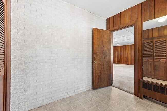 Foto del edificio - 300 Manet Ave
