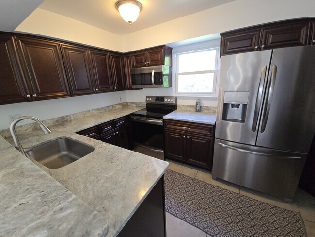 Foto del edificio - 2207 Rockbridge Rd