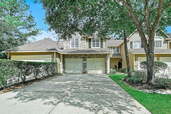 Building Photo - 42 Scotch Pine Ct