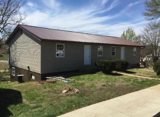 Foto principal - 301 Adams St