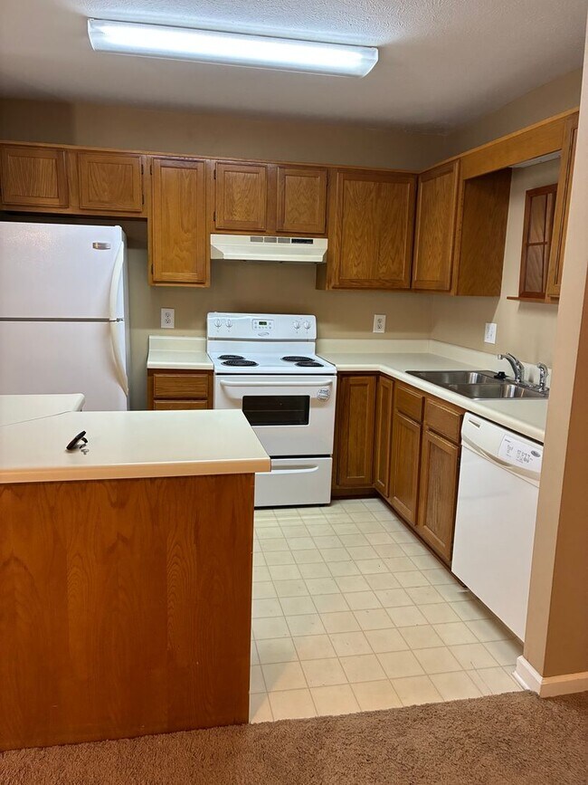 Foto del edificio - 2709 Oak Meadow Pl