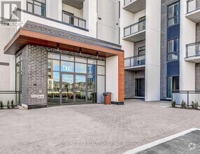 Building Photo - 470-470 Gordon Krantz Ave