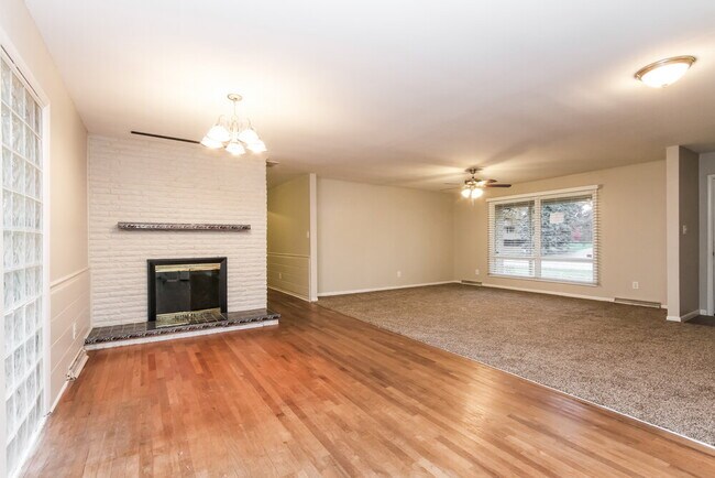 Building Photo - 7605 Kimberly Dr