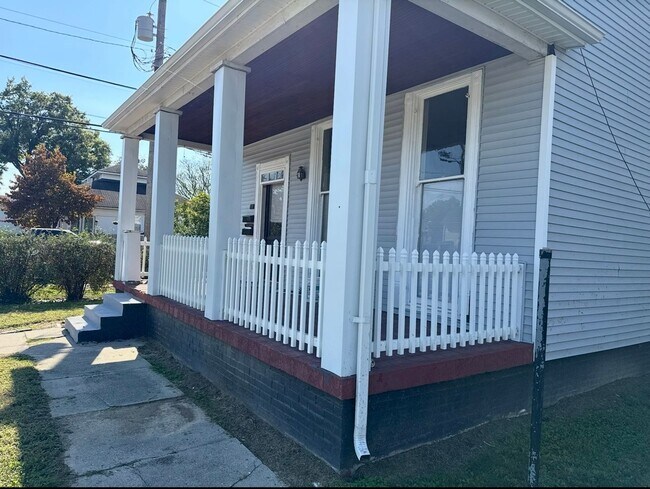 Foto del edificio - 931 SE 8th St