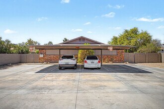 Building Photo - 2931 E Beck Ln