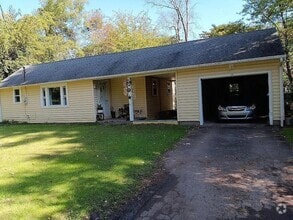 Building Photo - 110 Brigham Ln