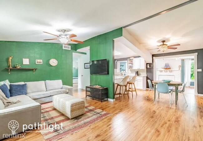 Building Photo - 2 br, 1 bath House - 1764 Saint Croix Driv...