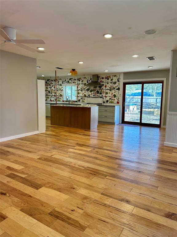 Foto del edificio - 2507 East Side Dr