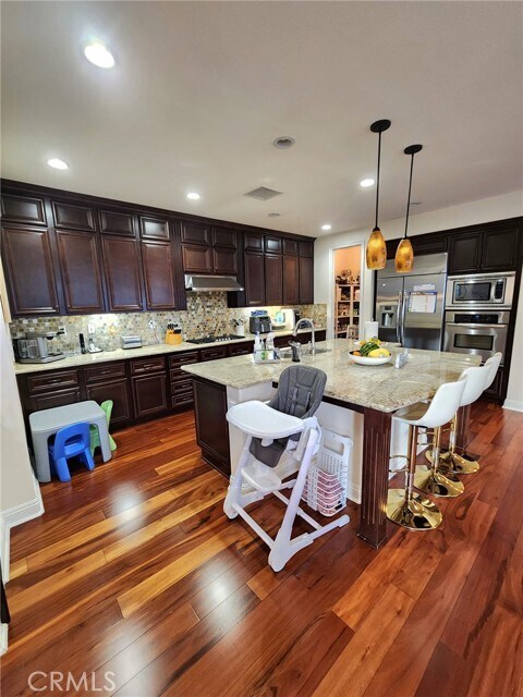 Building Photo - 37 Rincon Way